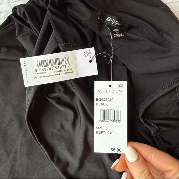 Nasty Gal Black One-Shoulder Drape Shoulder Dress - Picture 8 of 10